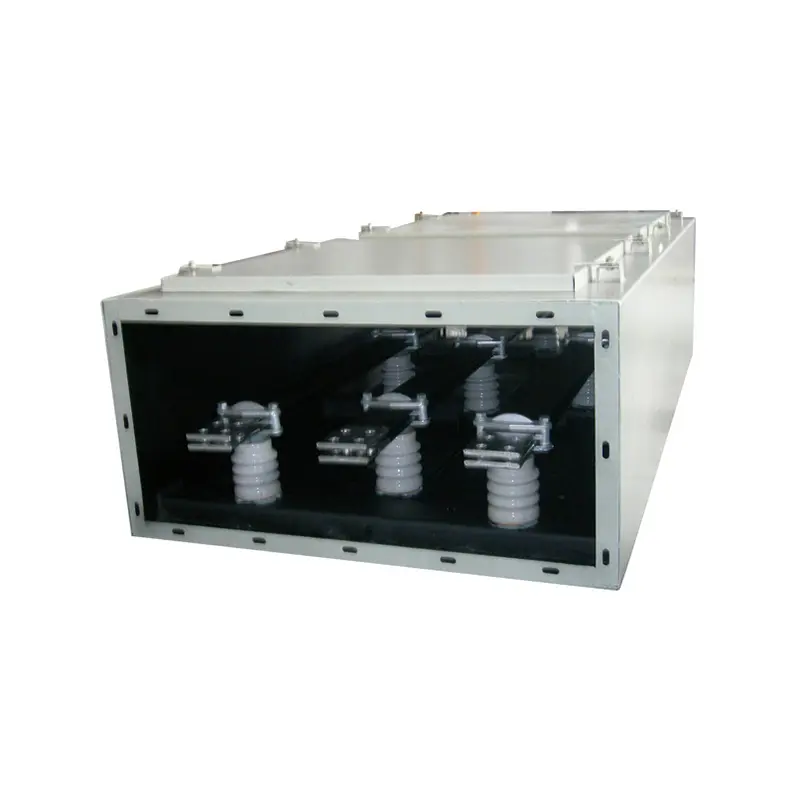 High voltage common box bus duct