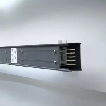 Fluorescent Lamps KEMA IP42 IEC61439-1 LB Low Power Busway